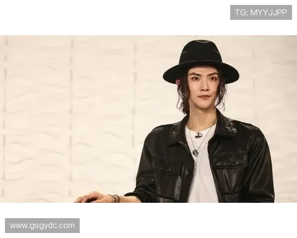 金英光：从模特T台到荧屏巨星，他如何用演技征服观众？